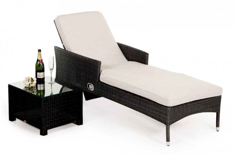  Brooklyn Rattan Liege gerillt Schwarz Überzug Beige